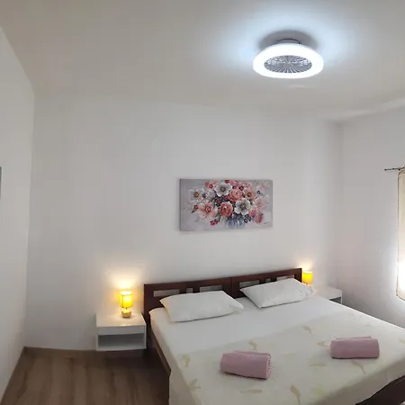 Apartmán Apartman Elle With Free Private Parking Split